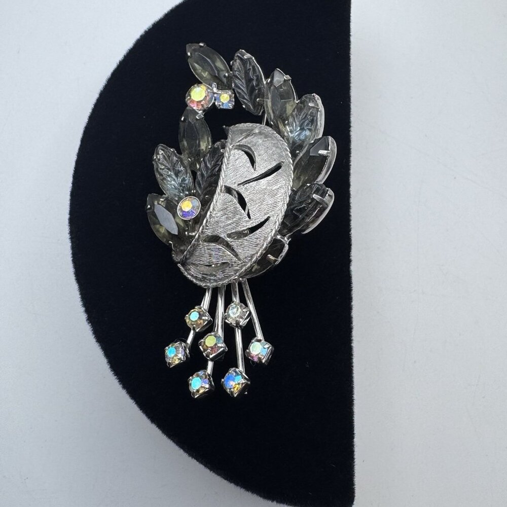 Vintage D&E Juliana Smoke Grey  And Blue AB Rhinestone Faceted Prong-Set Brooch